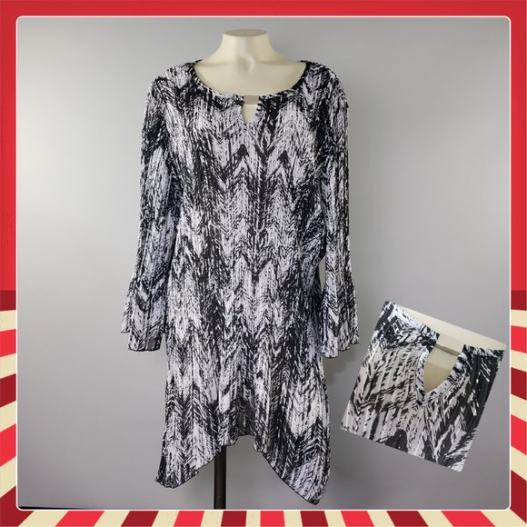 Avenue long asymmetrical hem top blouse Plus 26 - Picture 1 of 11